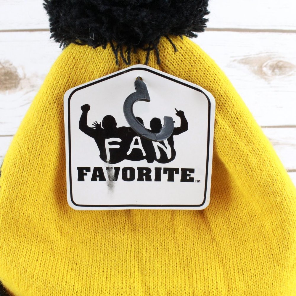 NHL Fan Favorite Bruins Beanie Pom Hat One Size - Picture 7 of 8